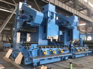 Screw jack system for metal stamping equipment